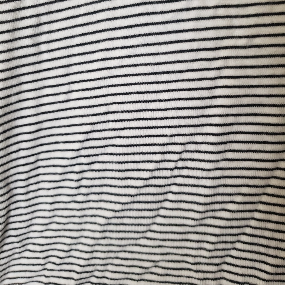 Mossimo Knot Tee - Picture 4 of 4